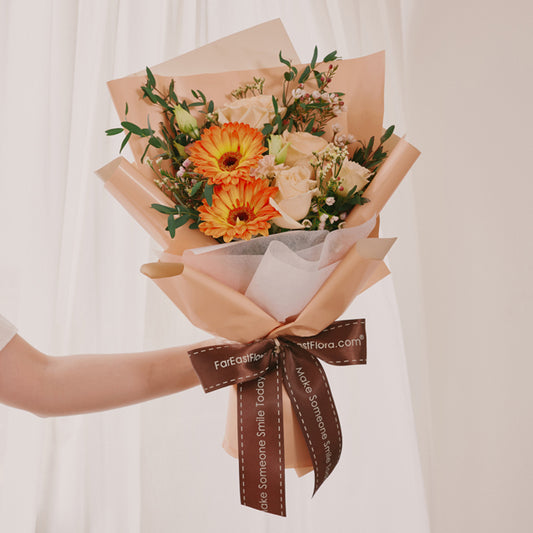 HKPG02 - Sunkissed Days - Flower Bouquet