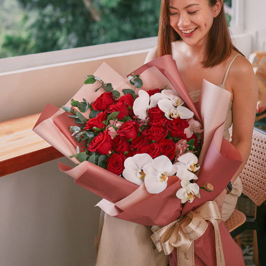 HKPG14 - Je Taime – Flower Bouquet