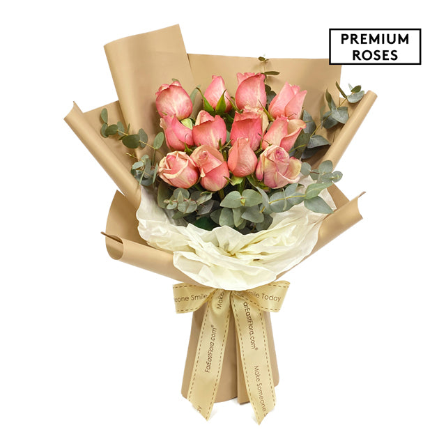 HKRG01 - Rustic Elegance – Premium Hand Bouquet