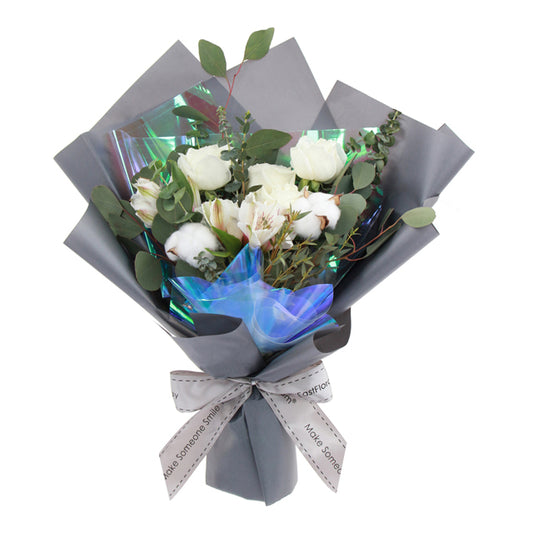 HKPE37 - Snowy Alps - Roses Flower Bouquet