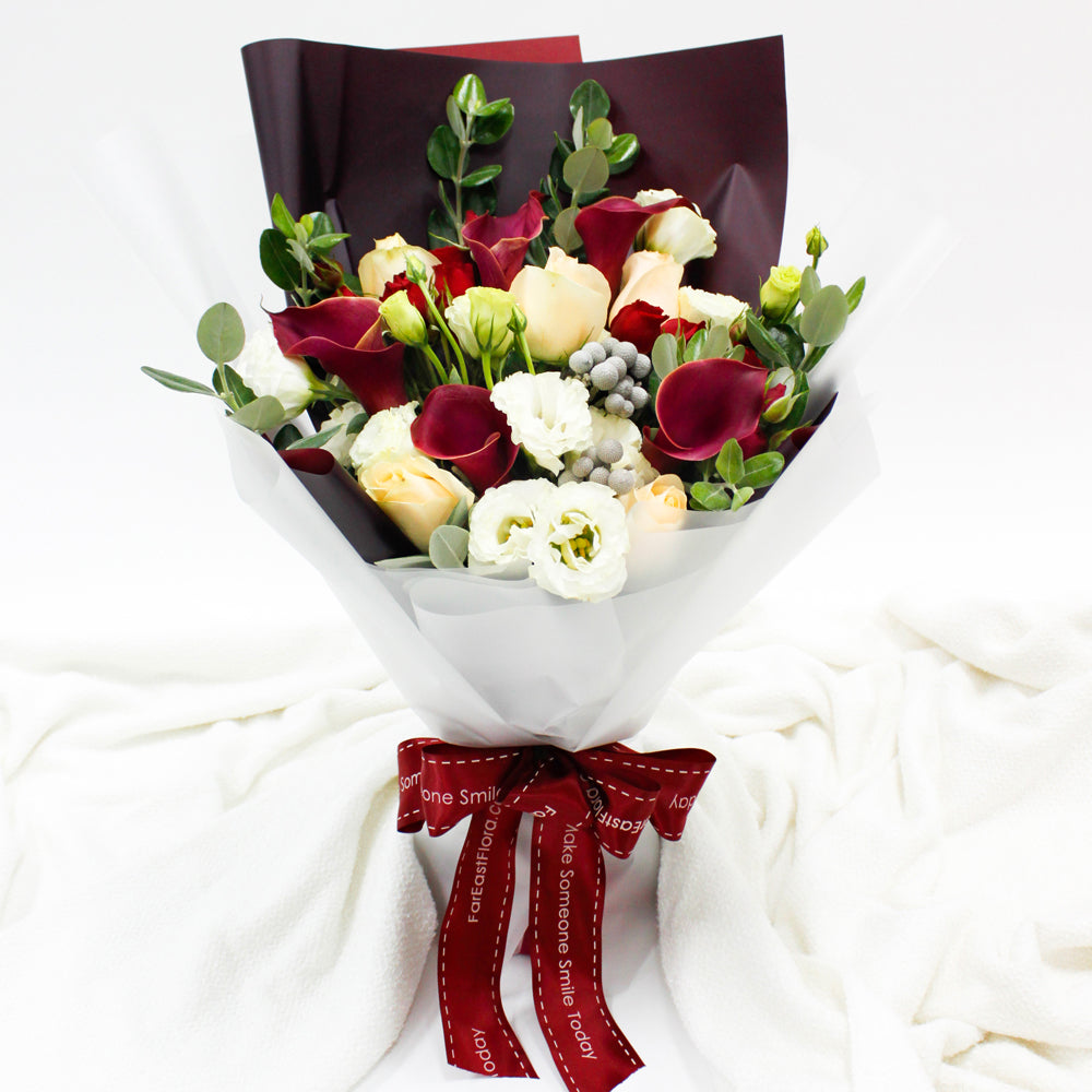 SBSW0018 - Winter’s Charm - Flower Bouquet